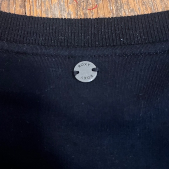 Roxy Crewneck - Picture 4 of 4
